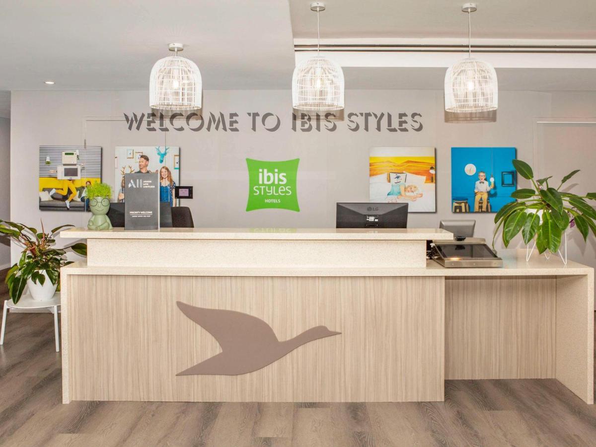 Отель Ibis Styles The Зе-Энтранс Экстерьер фото