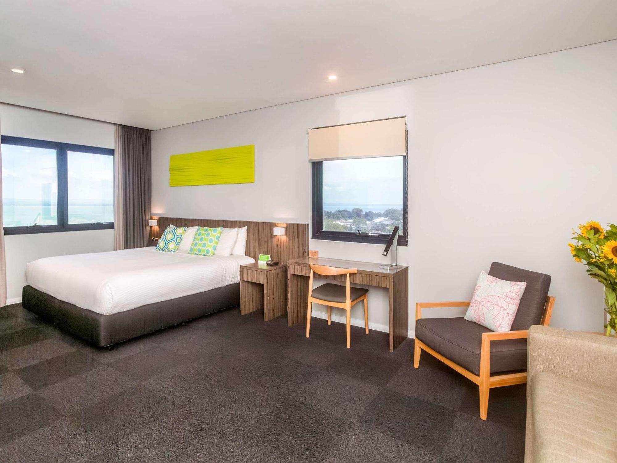 Отель Ibis Styles The Зе-Энтранс Экстерьер фото