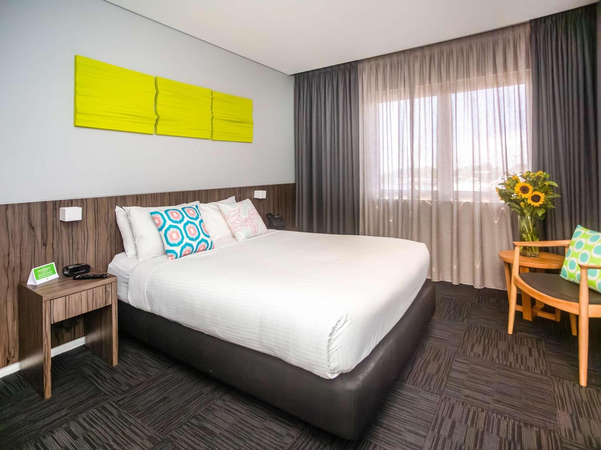 Отель Ibis Styles The Зе-Энтранс Экстерьер фото