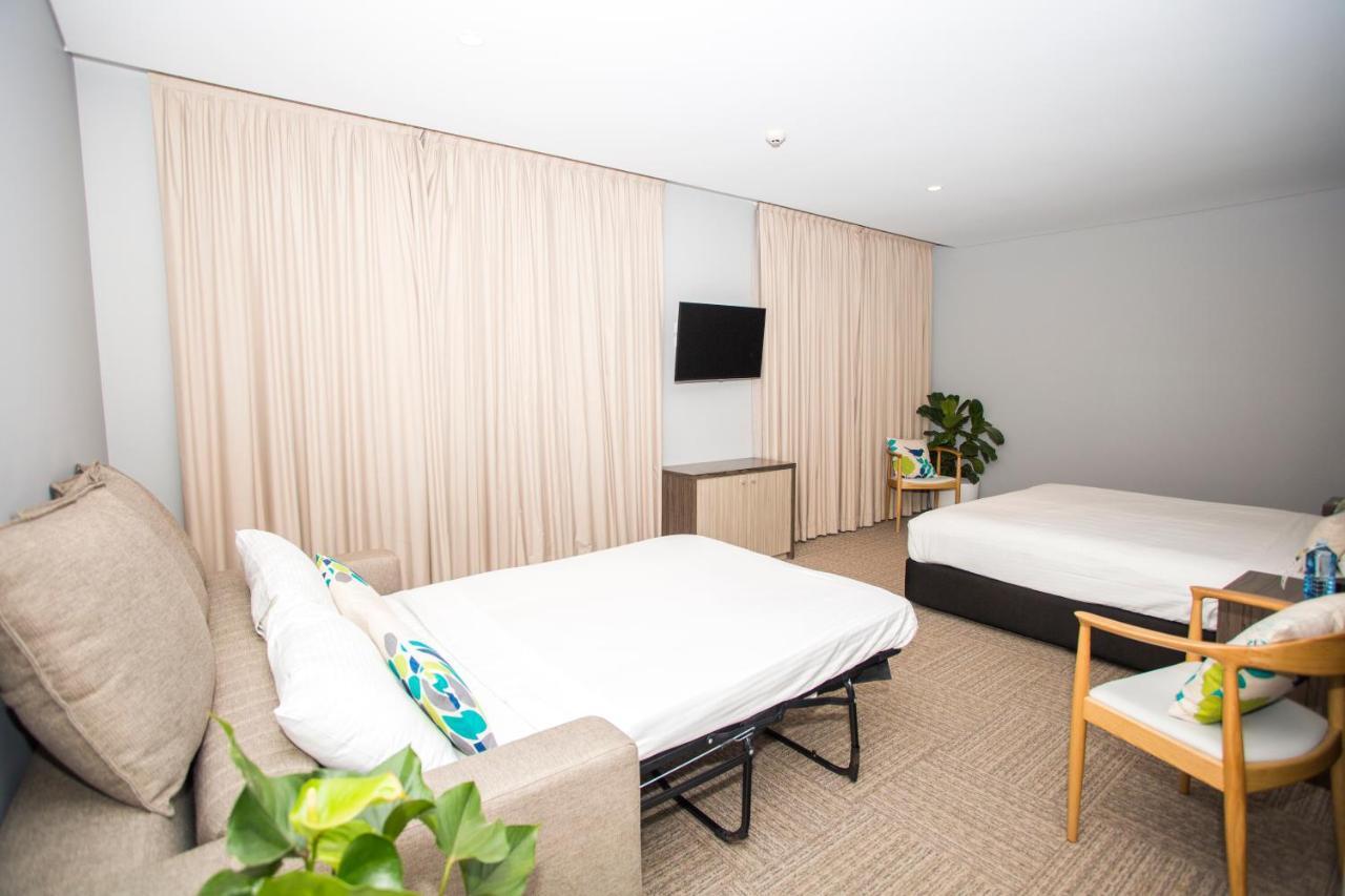 Отель Ibis Styles The Зе-Энтранс Экстерьер фото