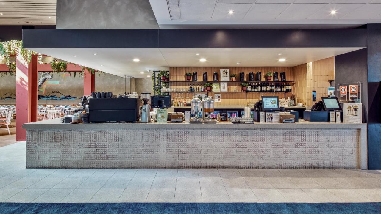 Отель Ibis Styles The Зе-Энтранс Экстерьер фото